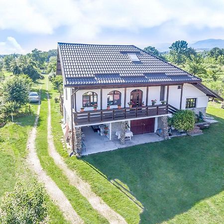 Casa De Vacanta Mirela Novaci-Străini 외부 사진