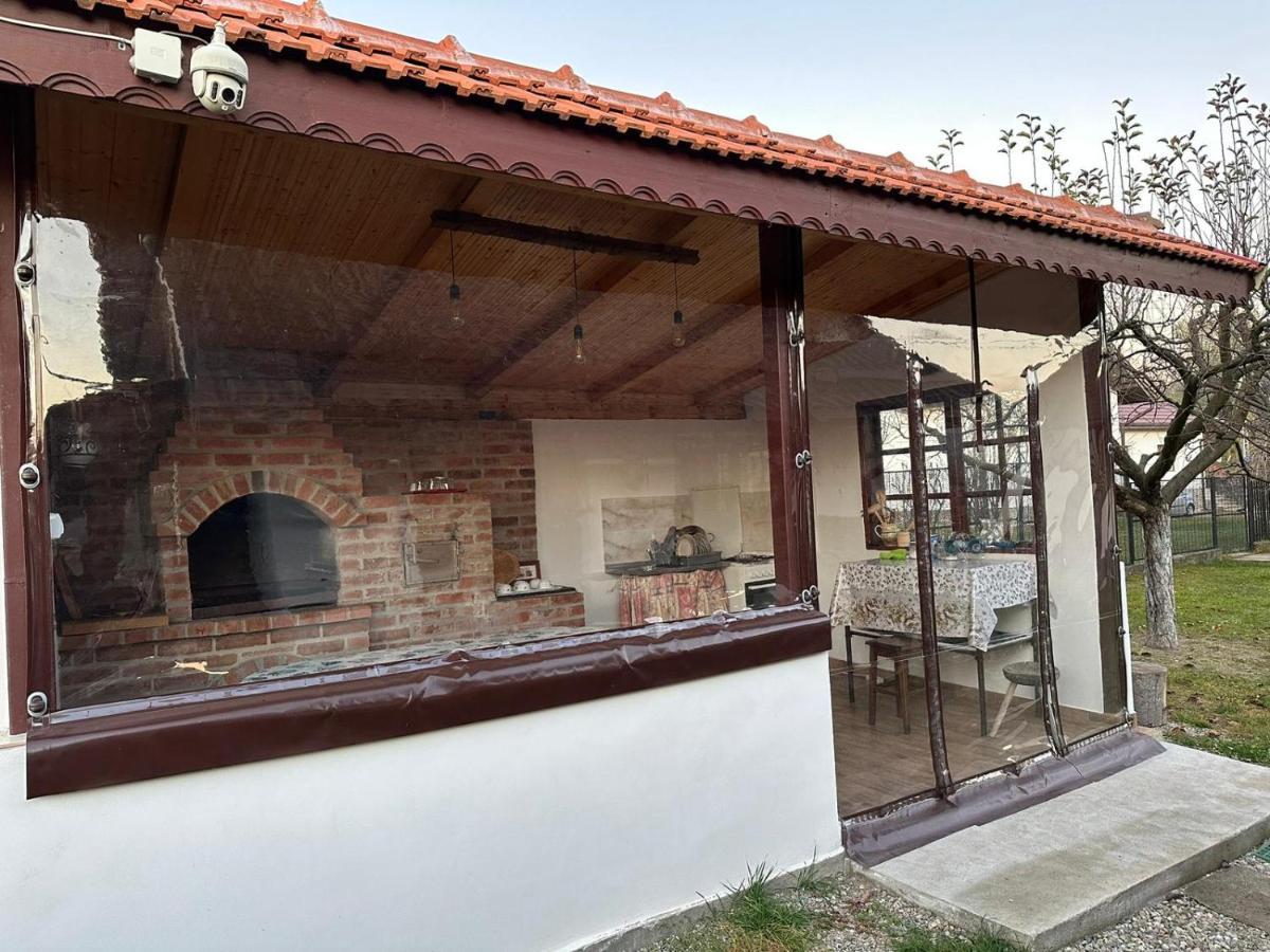 Casa De Vacanta Mirela Novaci-Străini 외부 사진